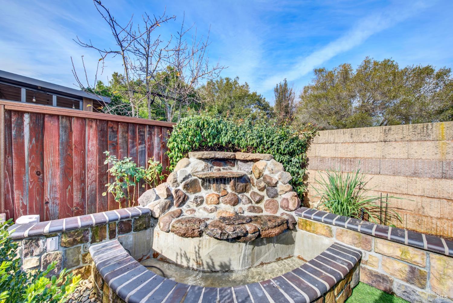 Detail Gallery Image 44 of 51 For 652 Greentree Cir, Fairfield,  CA 94534 - 4 Beds | 2/1 Baths