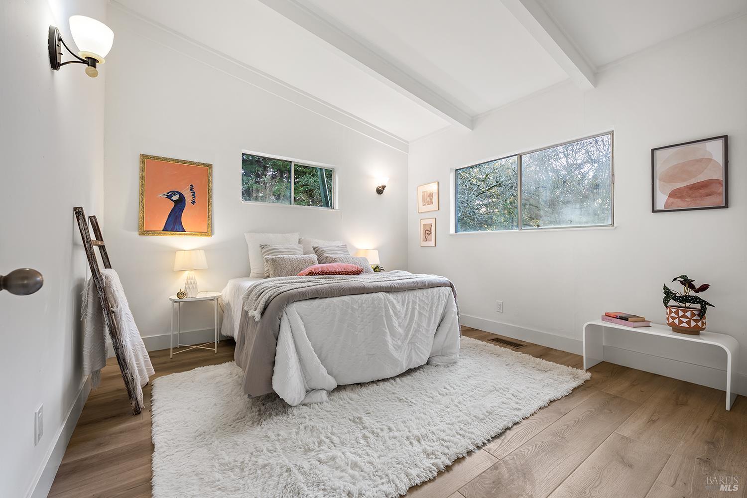 Detail Gallery Image 34 of 69 For 1417 Deer Ln, Sebastopol,  CA 95472 - 4 Beds | 2/1 Baths