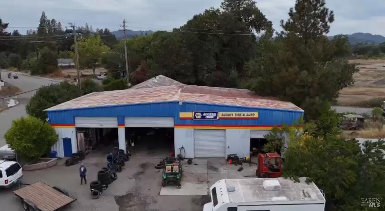 Detail Gallery Image 2 of 32 For 230 Shell Ln, Willits,  CA 95490 - – Beds | – Baths