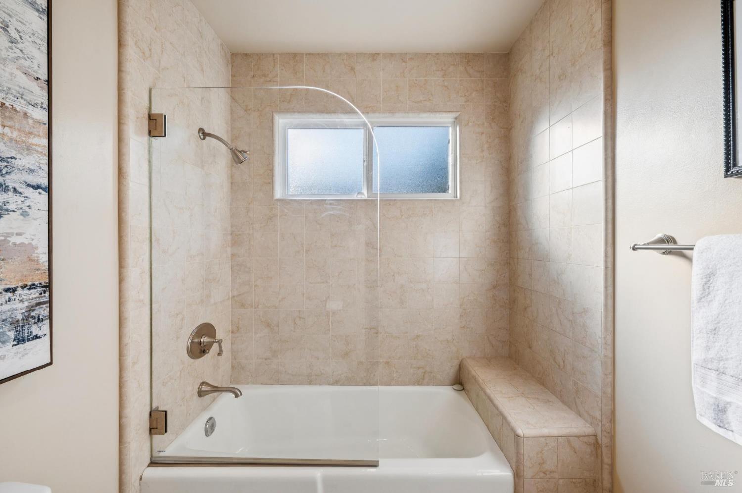 Detail Gallery Image 36 of 63 For 11 Badger Ct, Novato,  CA 94949 - 4 Beds | 3 Baths