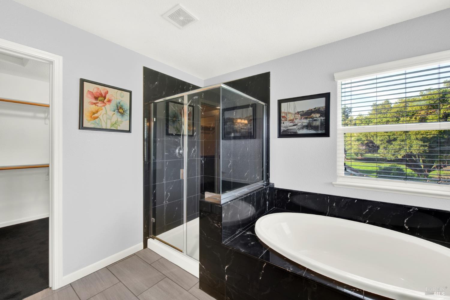 Detail Gallery Image 27 of 51 For 652 Greentree Cir, Fairfield,  CA 94534 - 4 Beds | 2/1 Baths