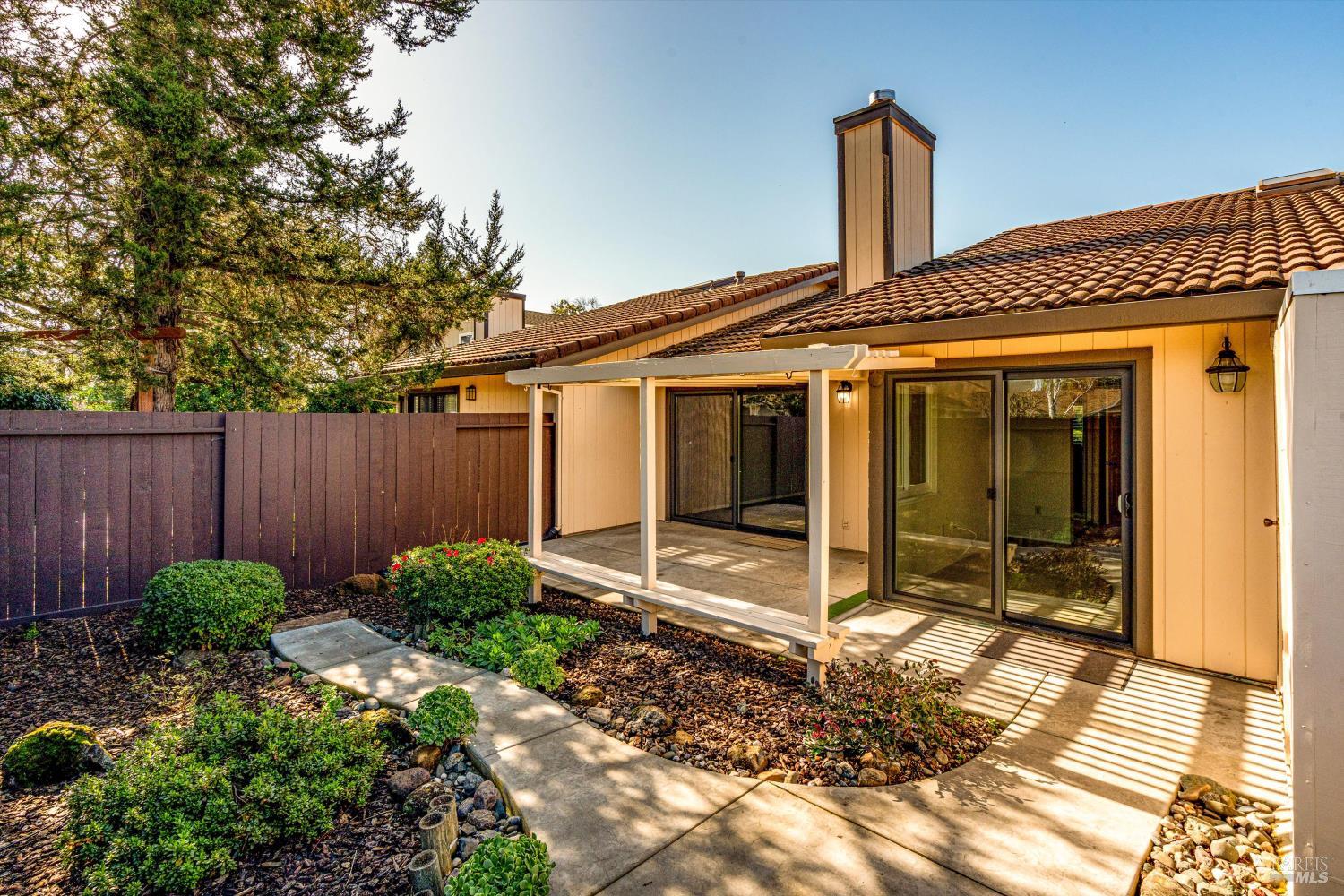 Detail Gallery Image 27 of 33 For 920 5th St #Q,  Sonoma,  CA 95476 - 2 Beds | 2 Baths