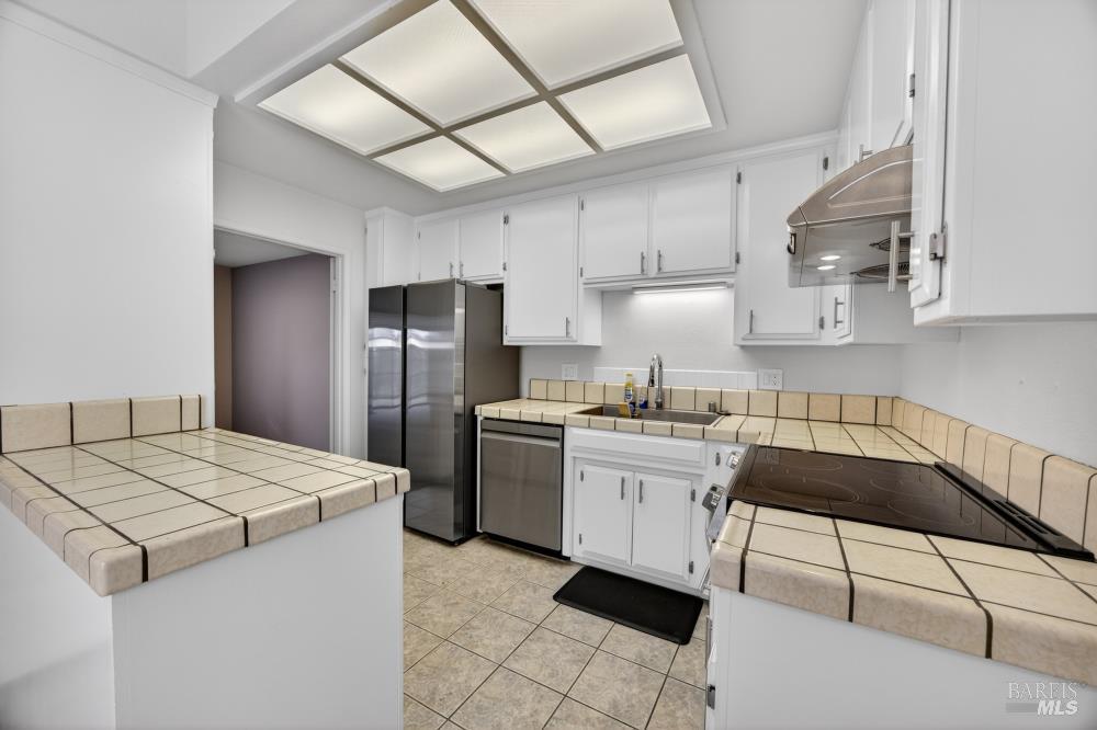 Detail Gallery Image 16 of 57 For 1330 Blackberry Ct, Dixon,  CA 95620 - 3 Beds | 2 Baths