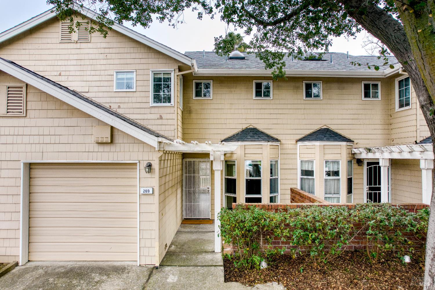 Front Image Thumbnail for BA326003976