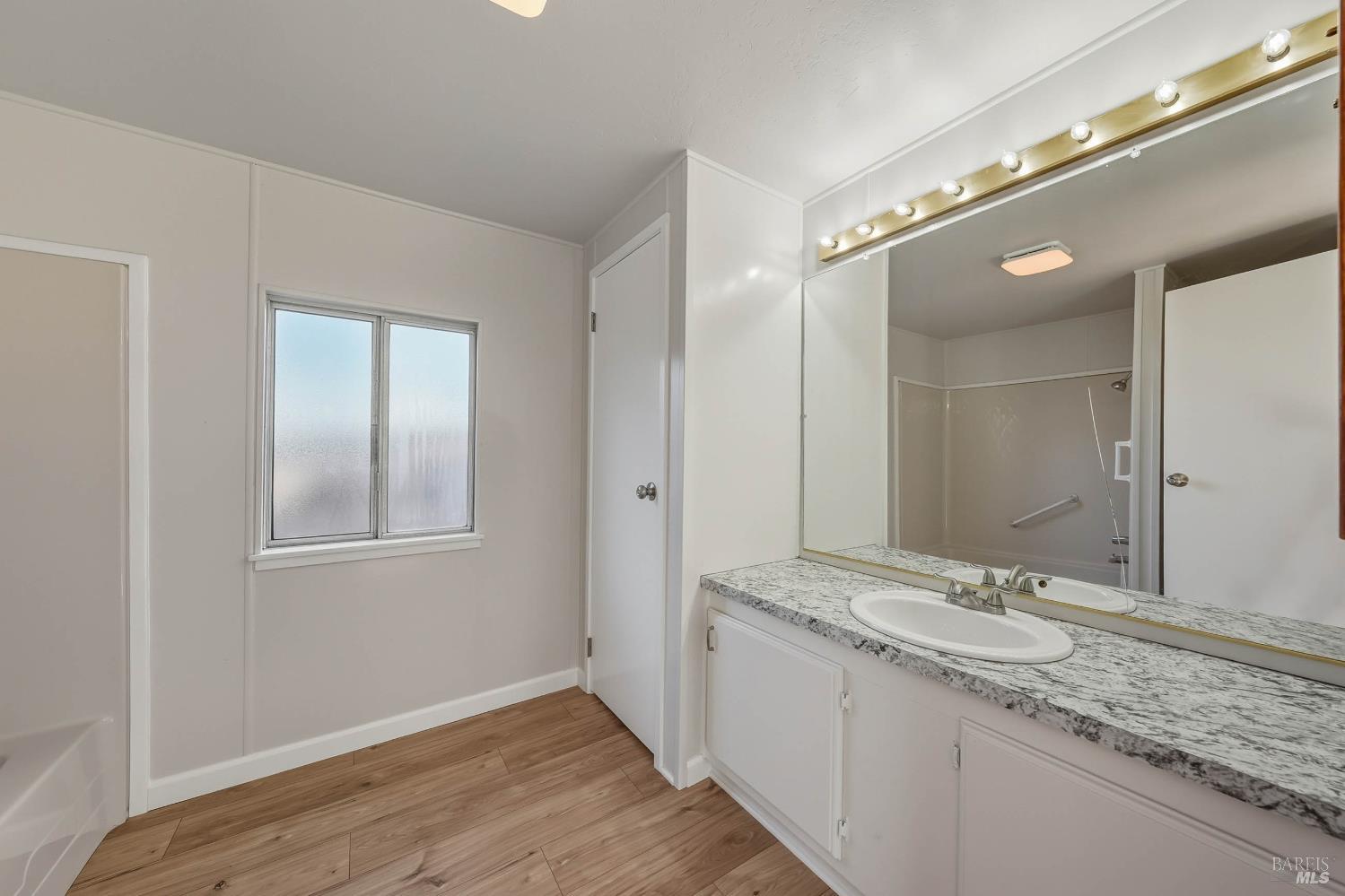 Detail Gallery Image 18 of 48 For 1025 Martin St 41, Lakeport,  CA 95453 - 2 Beds | 2 Baths