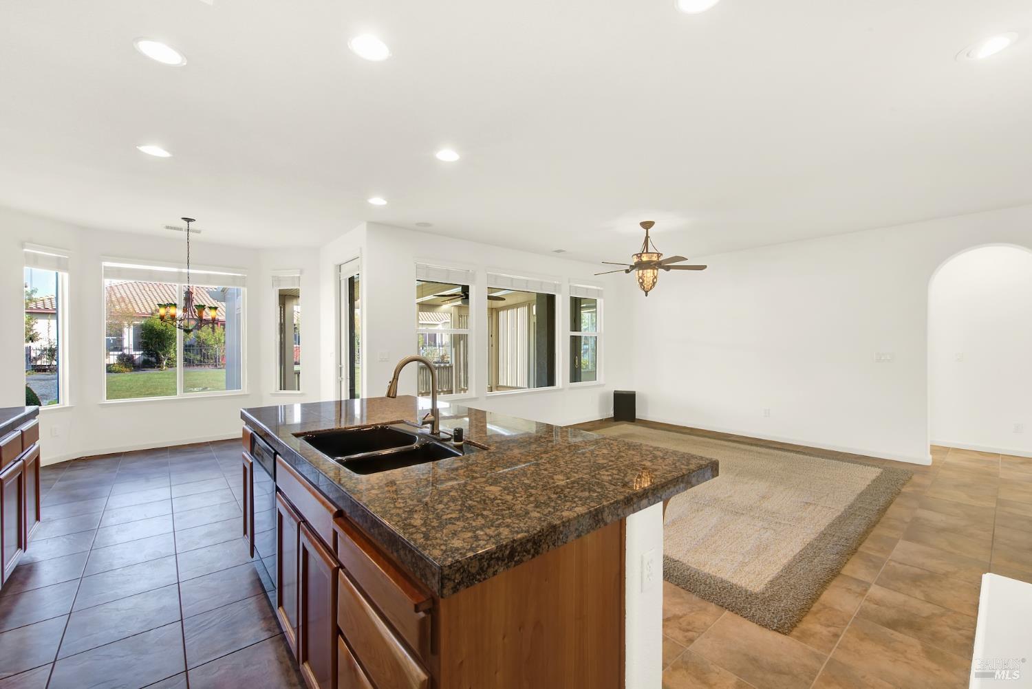 Detail Gallery Image 21 of 60 For 255 Rivercliff Dr, Rio Vista,  CA 94571 - 2 Beds | 2 Baths