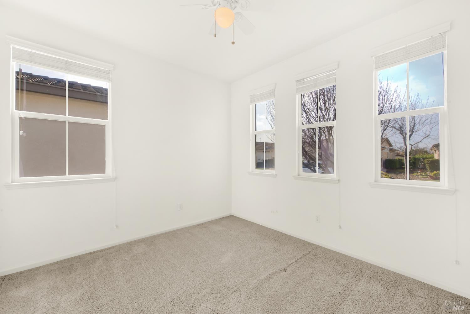 Detail Gallery Image 30 of 60 For 255 Rivercliff Dr, Rio Vista,  CA 94571 - 2 Beds | 2 Baths