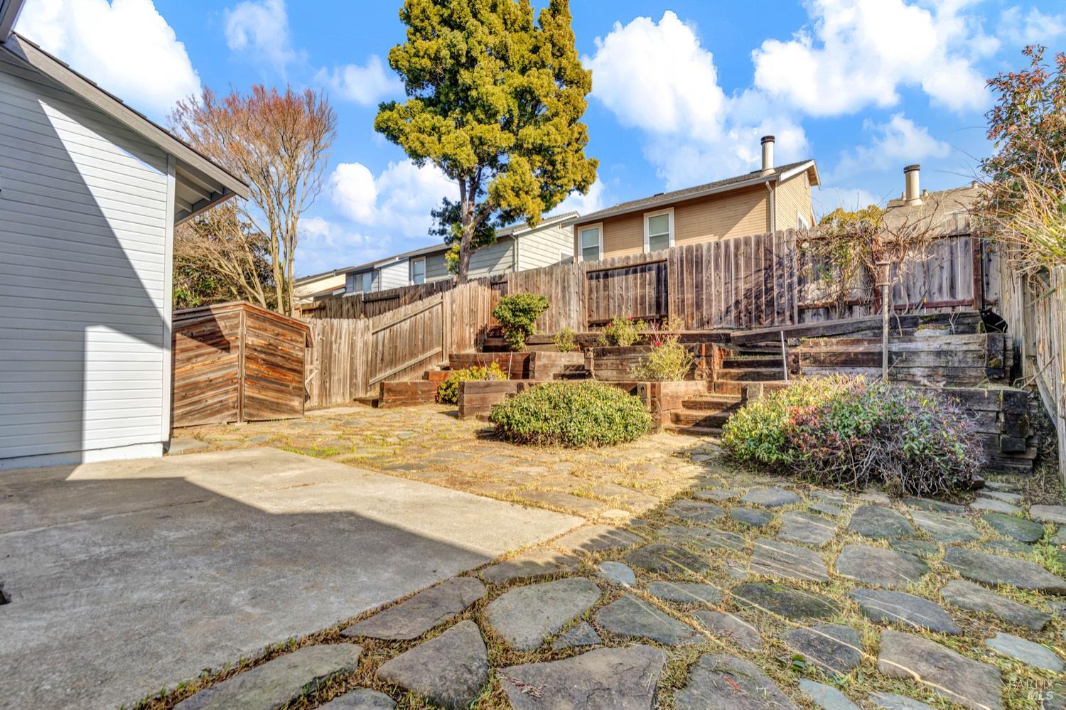 Detail Gallery Image 14 of 14 For 103 Stageline Ct, Vallejo,  CA 94591 - 2 Beds | 2 Baths