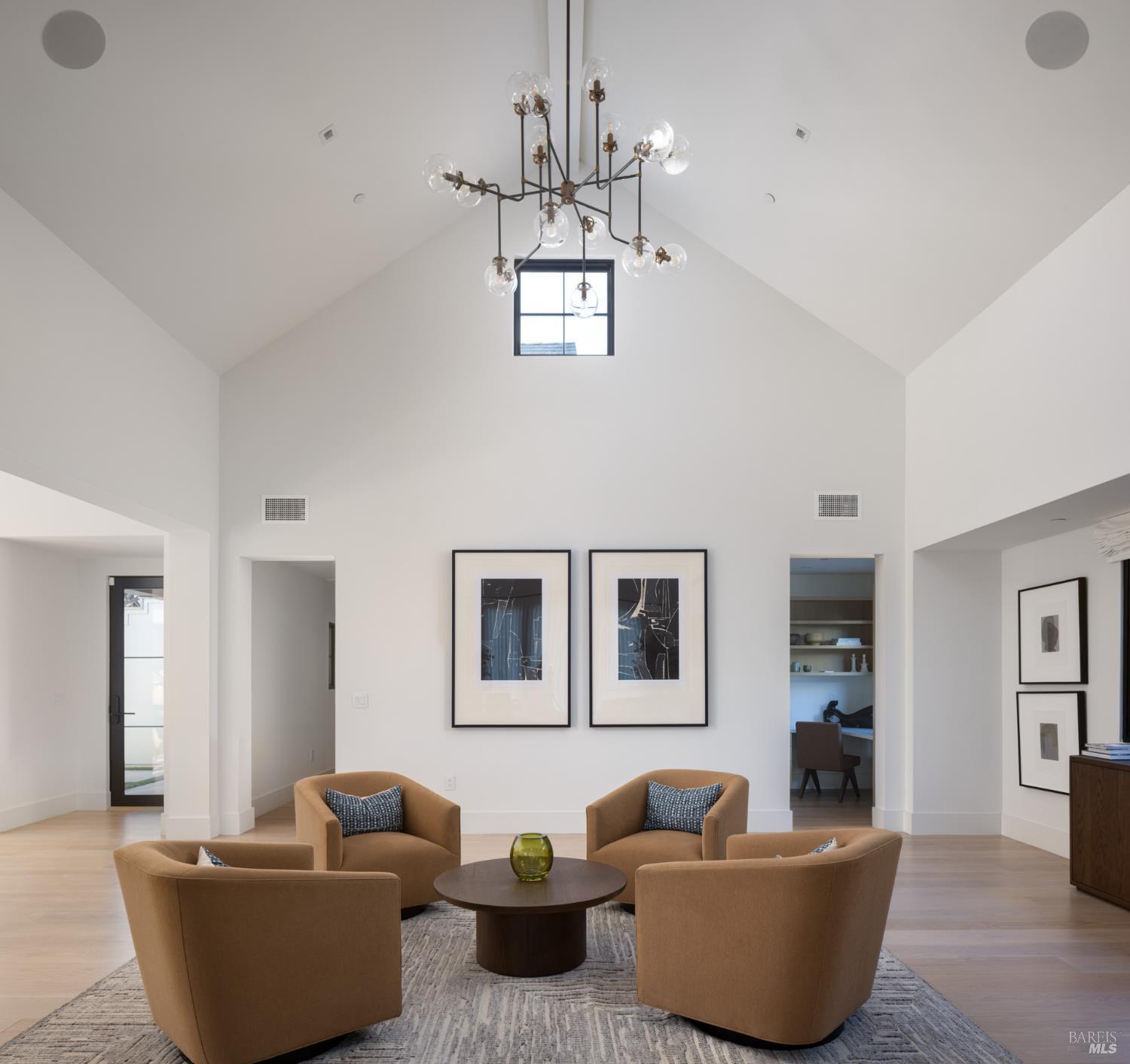 Detail Gallery Image 15 of 36 For 306 Vine Row Ct, Napa,  CA 94559 - 6 Beds | 7/1 Baths