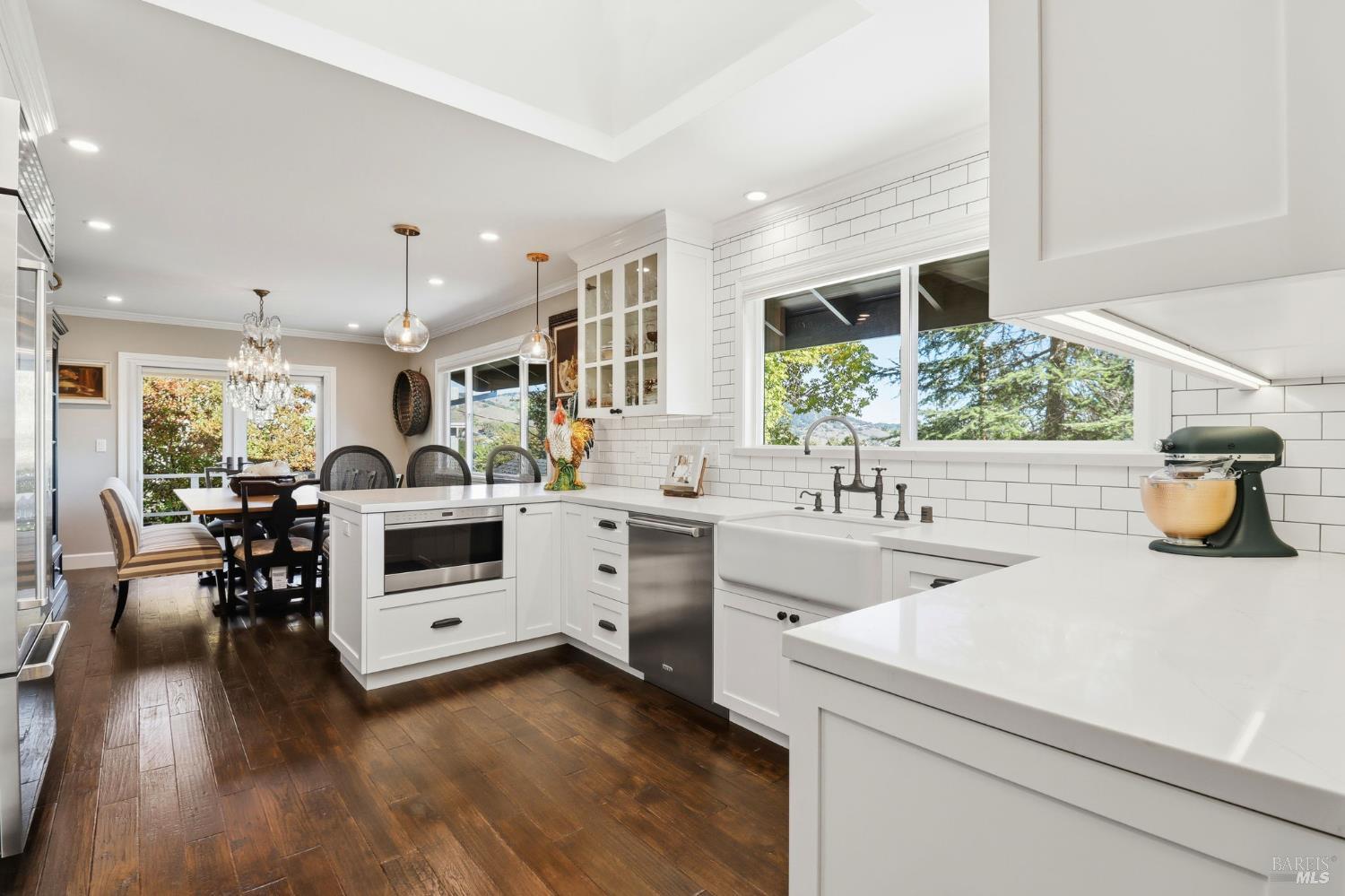 Detail Gallery Image 4 of 24 For 55 San Joaquin Pl, Novato,  CA 94947 - 3 Beds | 2 Baths