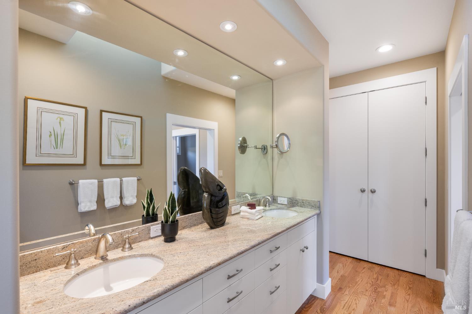 Detail Gallery Image 18 of 43 For 9730 via Bella Vis, Kenwood,  CA 95452 - 4 Beds | 4/1 Baths