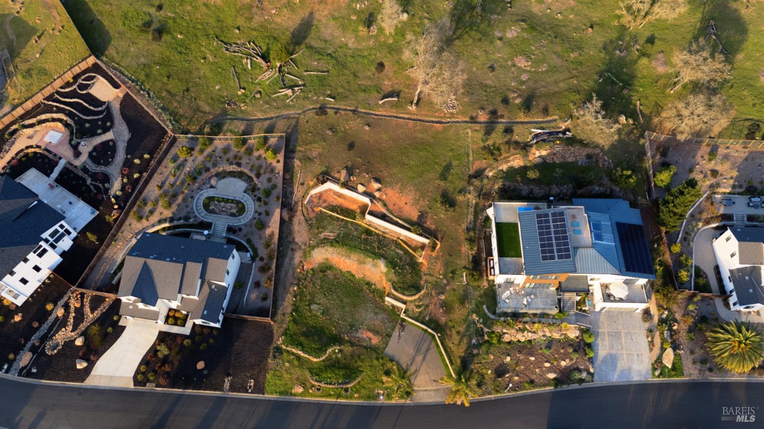 Detail Gallery Image 10 of 15 For 3639 Crown Hill Dr, Santa Rosa,  CA 95404 - – Beds | – Baths