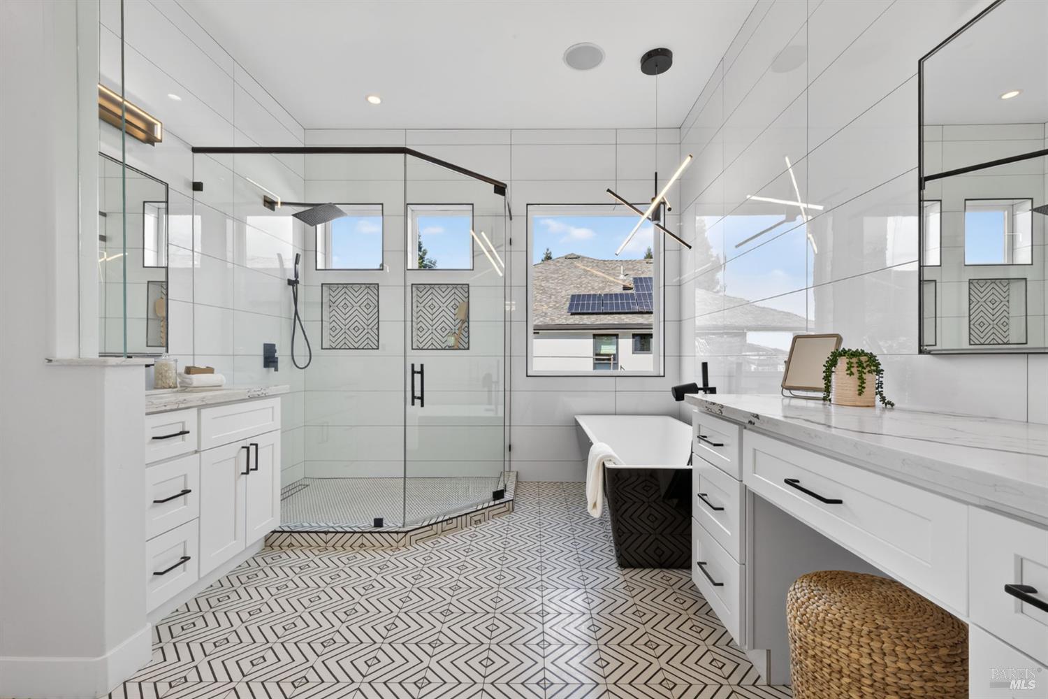 Detail Gallery Image 25 of 60 For 2116 Wedgewood Way, Santa Rosa,  CA 95404 - 4 Beds | 4 Baths