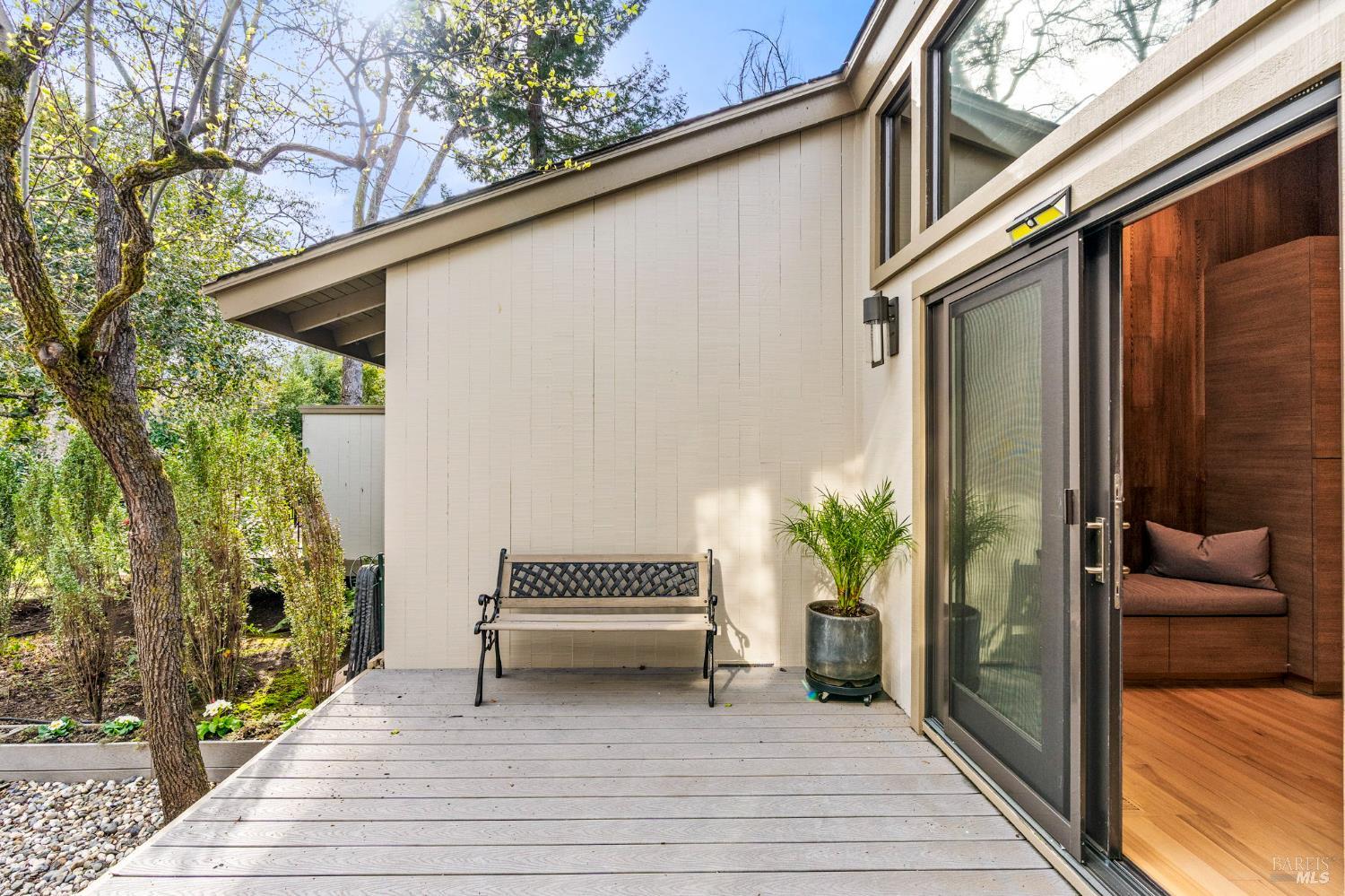 Detail Gallery Image 28 of 54 For 152 Bonnie Brook Dr, Napa,  CA 94558 - 2 Beds | 2 Baths