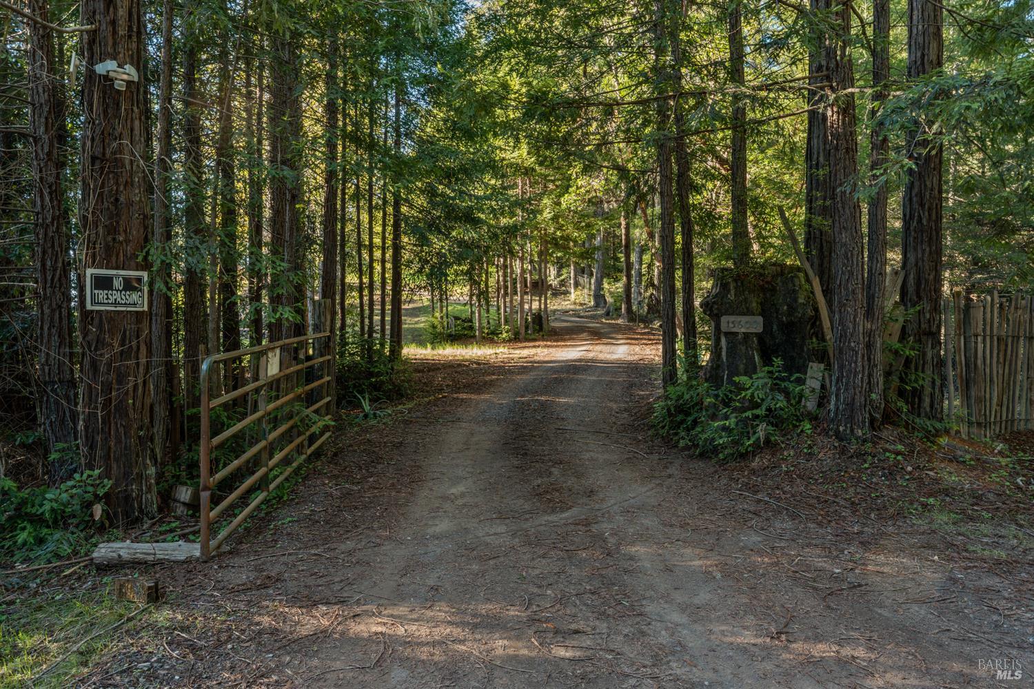 Detail Gallery Image 4 of 40 For 13600 Docker Hill Rd, Comptche,  CA 95427 - 3 Beds | 2 Baths