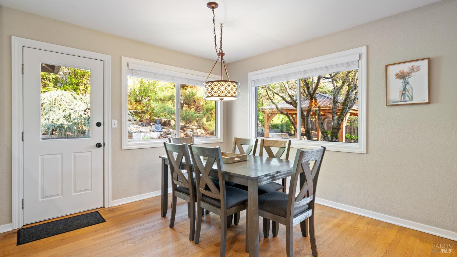 Detail Gallery Image 17 of 50 For 5680 Eagle Rock Ct, Santa Rosa,  CA 95409 - 4 Beds | 2 Baths