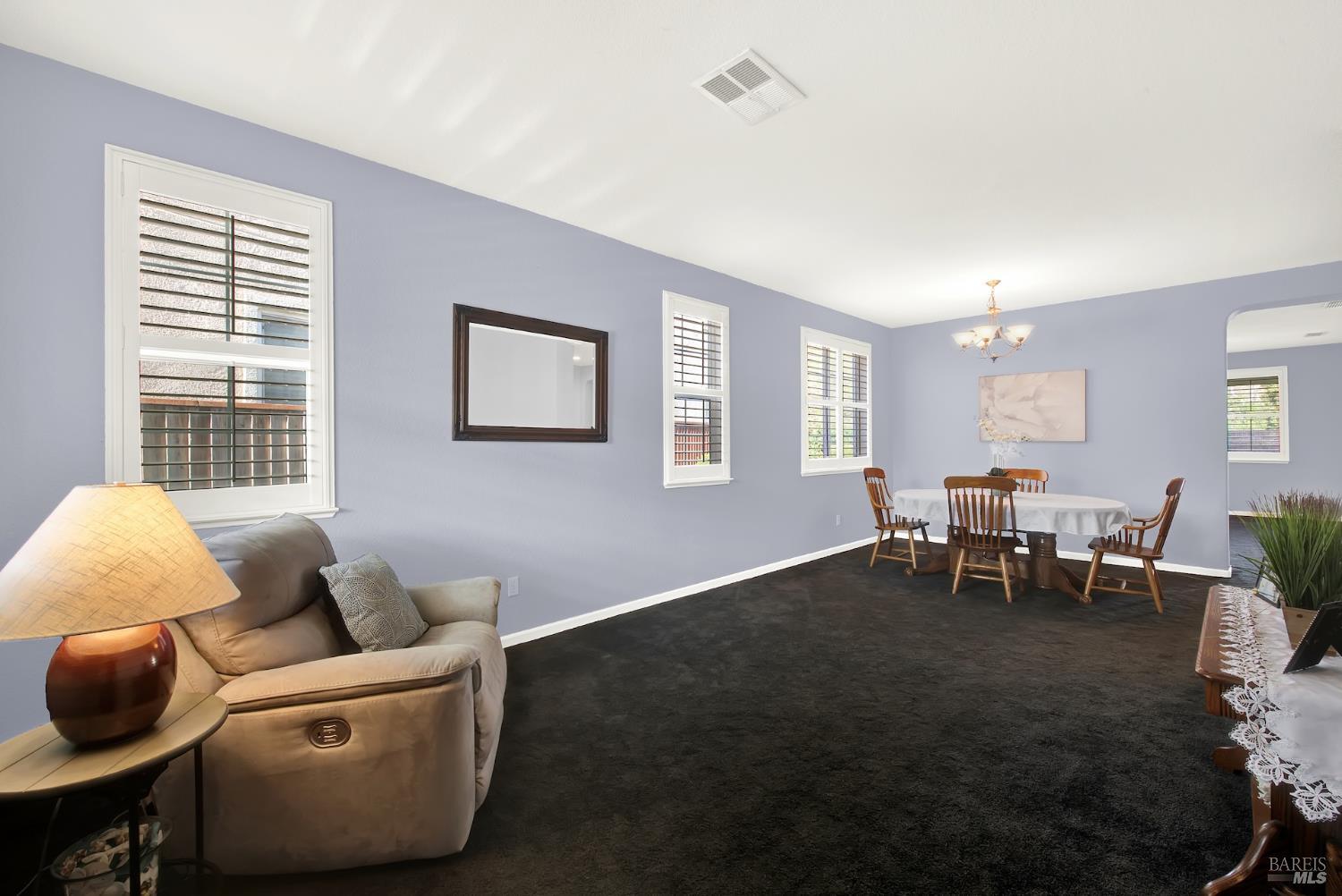 Detail Gallery Image 10 of 51 For 652 Greentree Cir, Fairfield,  CA 94534 - 4 Beds | 2/1 Baths