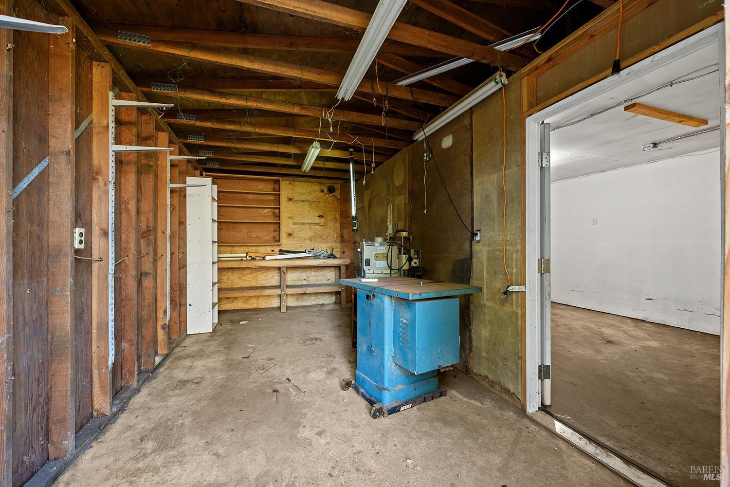 Detail Gallery Image 62 of 69 For 1417 Deer Ln, Sebastopol,  CA 95472 - 4 Beds | 2/1 Baths