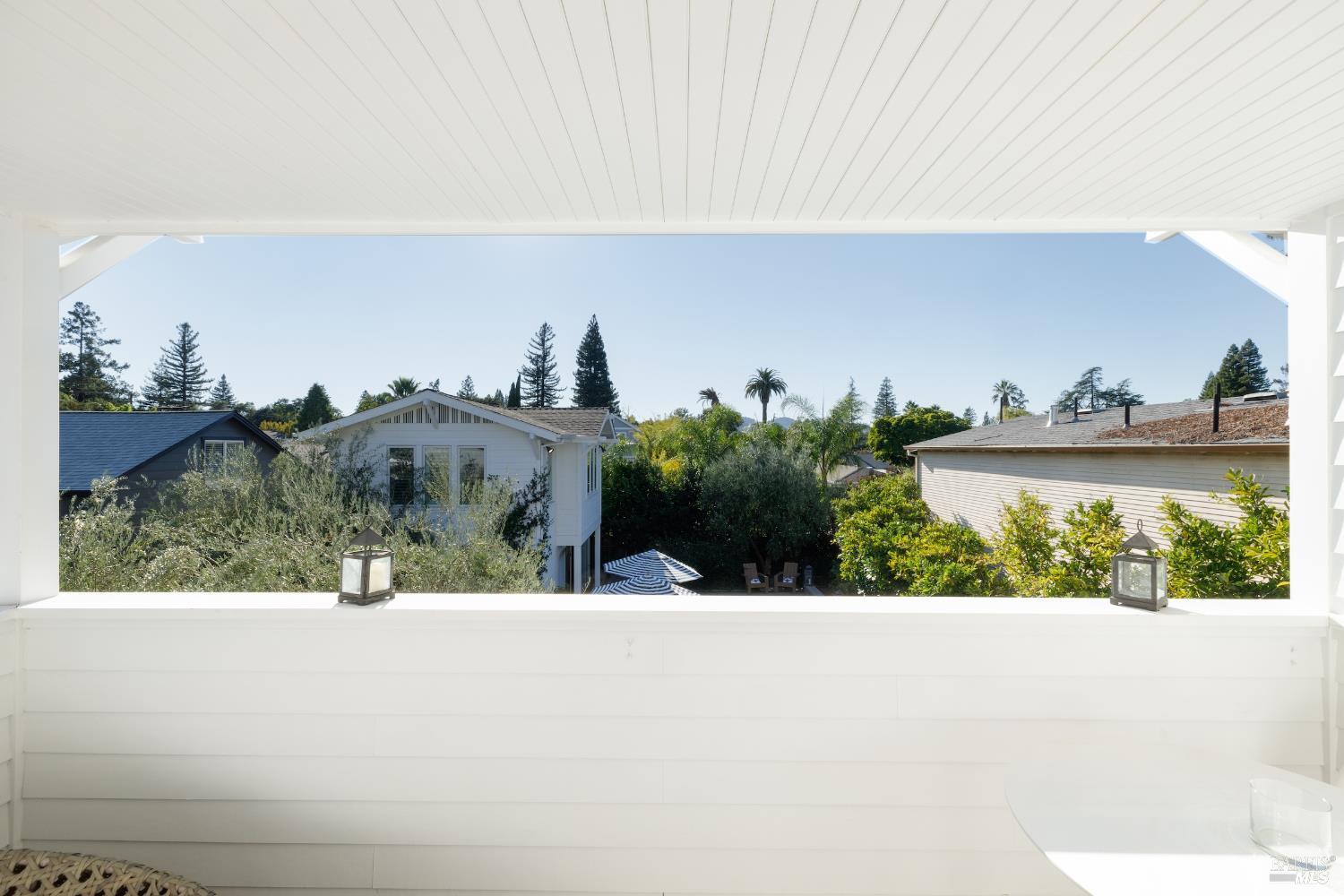 Detail Gallery Image 28 of 36 For 319 1st St, Healdsburg,  CA 95448 - 4 Beds | 4/1 Baths