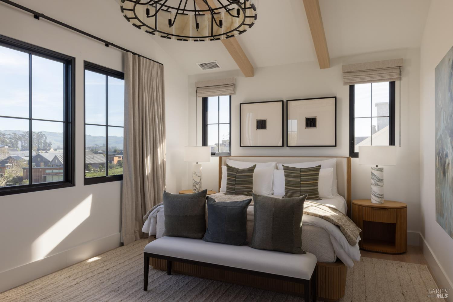 Detail Gallery Image 22 of 36 For 306 Vine Row Ct, Napa,  CA 94559 - 6 Beds | 7/1 Baths