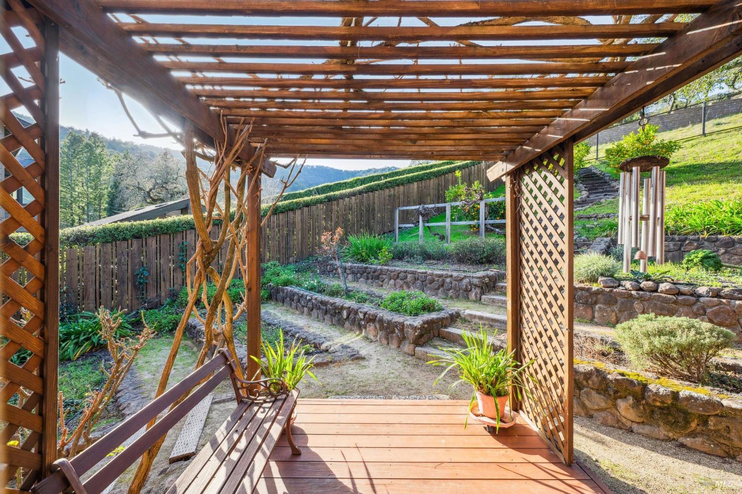 Detail Gallery Image 34 of 63 For 11 Badger Ct, Novato,  CA 94949 - 4 Beds | 3 Baths