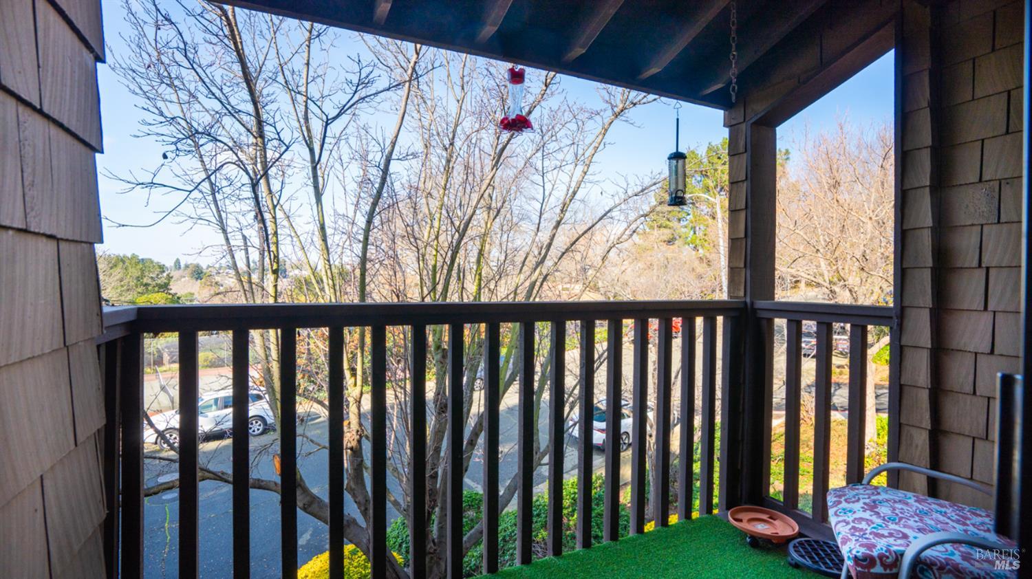 Detail Gallery Image 6 of 16 For 164 Kathy Ellen Dr, Vallejo,  CA 94591 - 3 Beds | 2/1 Baths