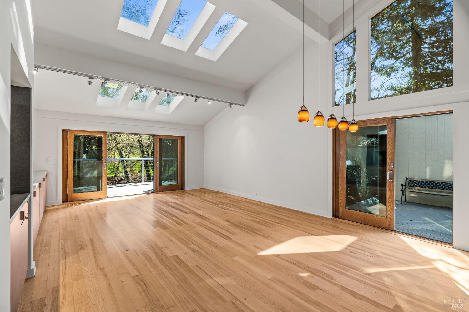 Detail Gallery Image 9 of 54 For 152 Bonnie Brook Dr, Napa,  CA 94558 - 2 Beds | 2 Baths