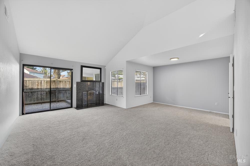 Detail Gallery Image 21 of 57 For 1330 Blackberry Ct, Dixon,  CA 95620 - 3 Beds | 2 Baths