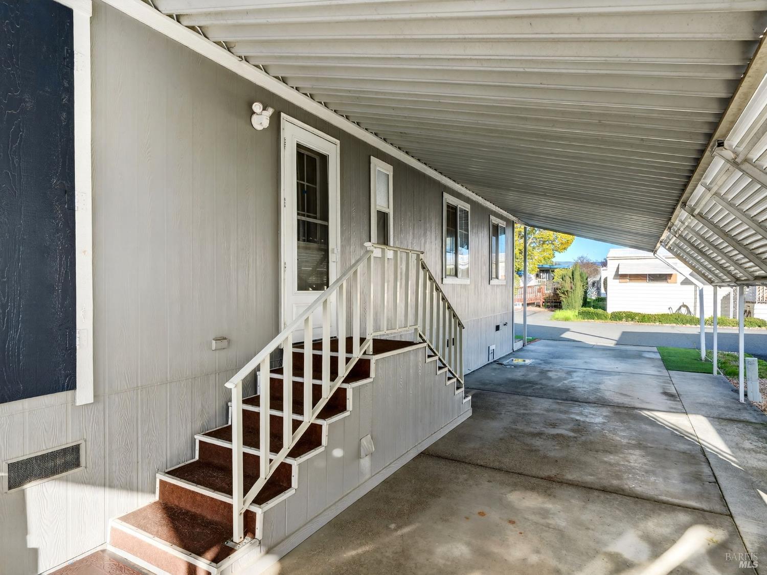 Detail Gallery Image 22 of 27 For 54 Hacienda Dr 54, Napa,  CA 94558 - 2 Beds | 2 Baths