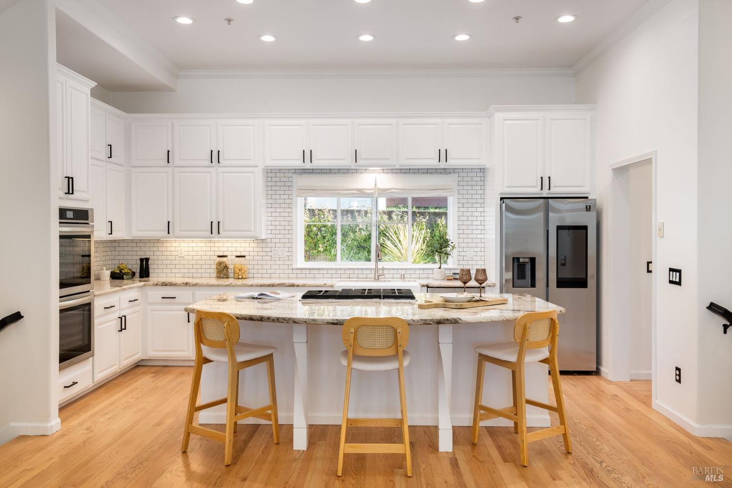 Detail Gallery Image 13 of 65 For 384 Arabian Way, Healdsburg,  CA 95448 - 4 Beds | 3/1 Baths