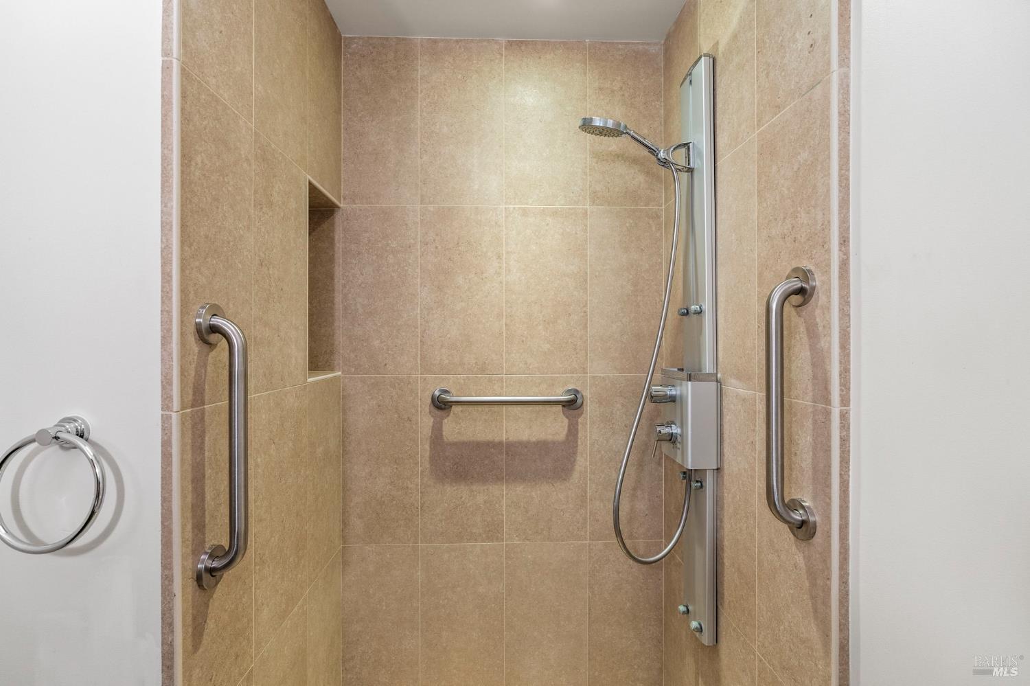 Detail Gallery Image 27 of 54 For 152 Bonnie Brook Dr, Napa,  CA 94558 - 2 Beds | 2 Baths