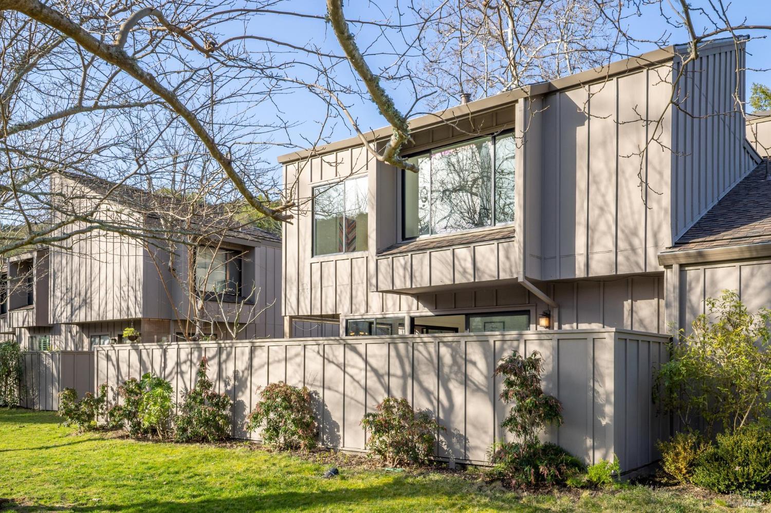 Detail Gallery Image 65 of 70 For 3 Chapparal Ct, Novato,  CA 94949 - 4 Beds | 2/1 Baths