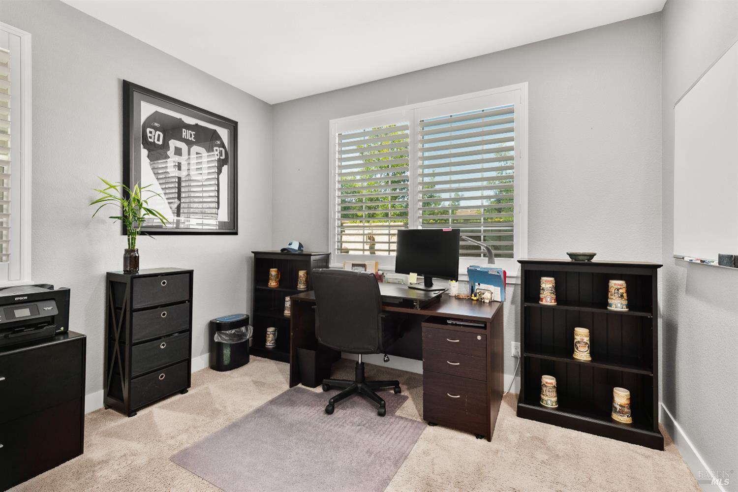 Detail Gallery Image 17 of 41 For 5453 Kaitlyn Pl, Rohnert Park,  CA 94928 - 4 Beds | 3 Baths