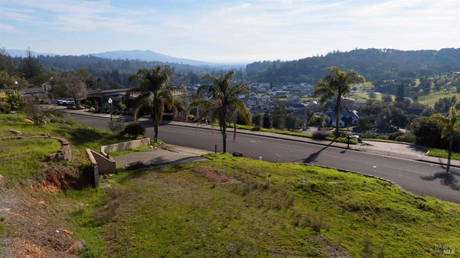 Detail Gallery Image 4 of 15 For 3639 Crown Hill Dr, Santa Rosa,  CA 95404 - – Beds | – Baths