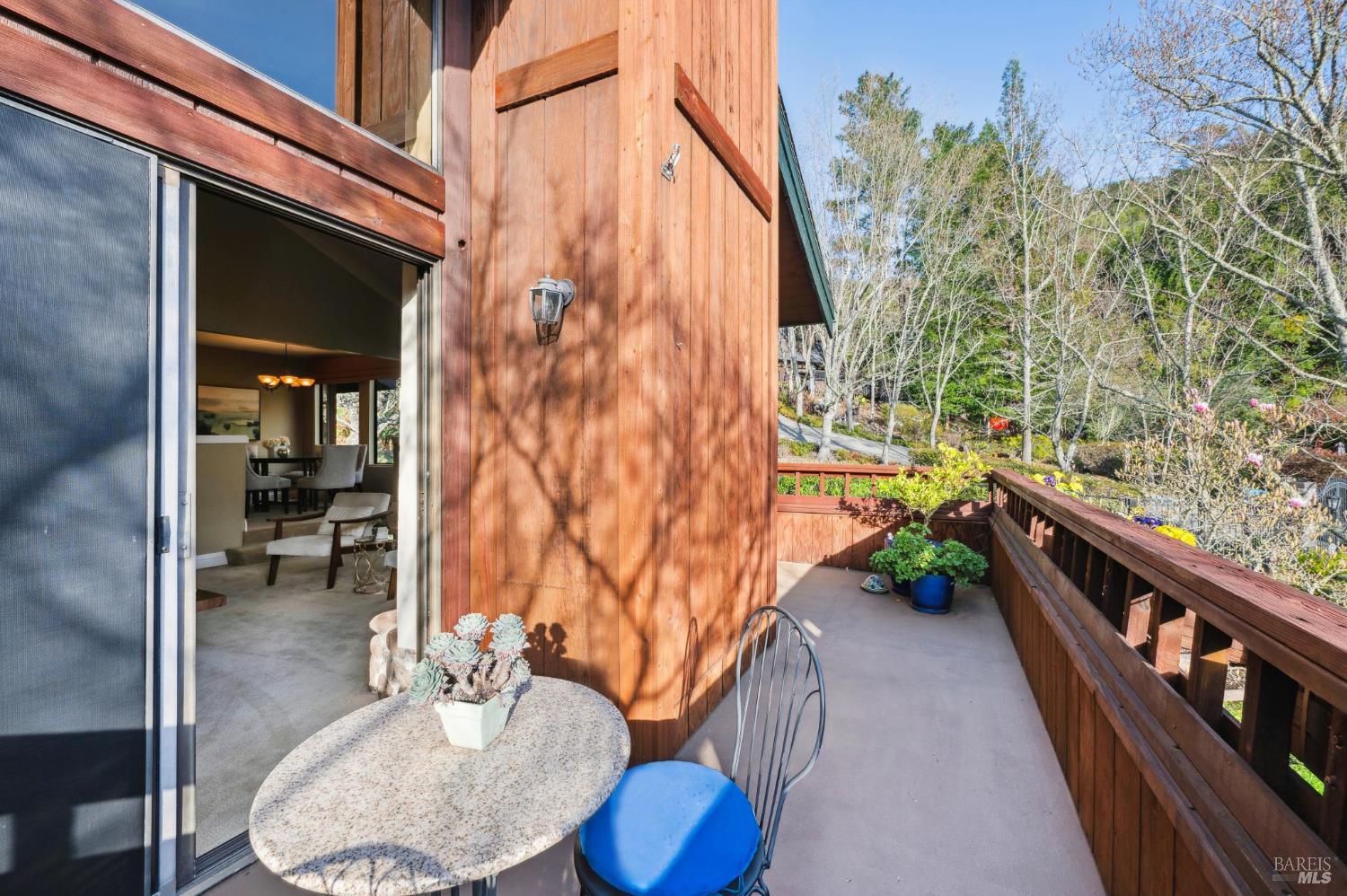 Detail Gallery Image 45 of 63 For 11 Badger Ct, Novato,  CA 94949 - 4 Beds | 3 Baths