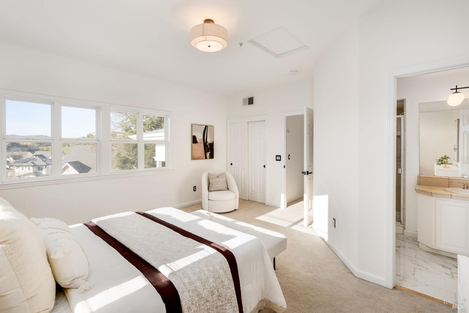 Detail Gallery Image 29 of 65 For 384 Arabian Way, Healdsburg,  CA 95448 - 4 Beds | 3/1 Baths