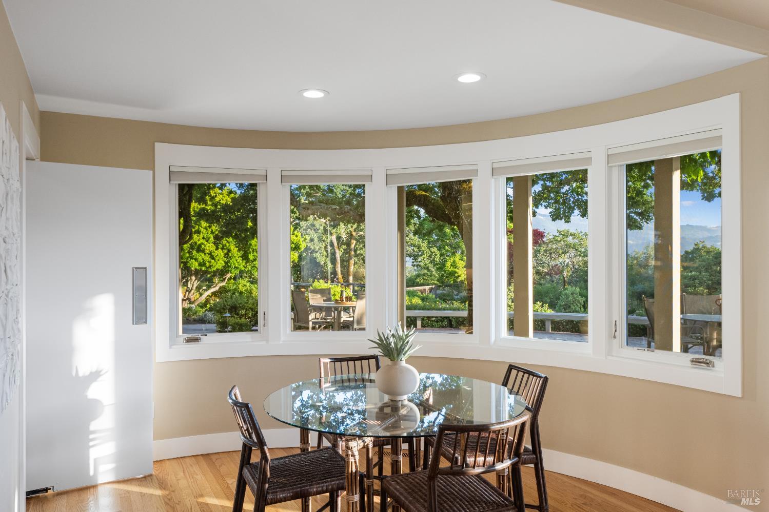 Detail Gallery Image 12 of 43 For 9730 via Bella Vis, Kenwood,  CA 95452 - 4 Beds | 4/1 Baths