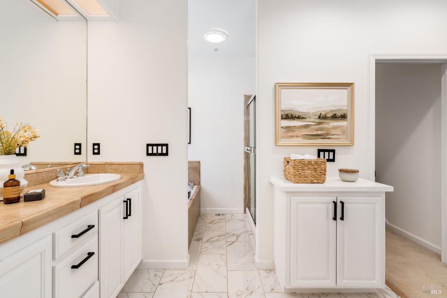 Detail Gallery Image 24 of 65 For 384 Arabian Way, Healdsburg,  CA 95448 - 4 Beds | 3/1 Baths