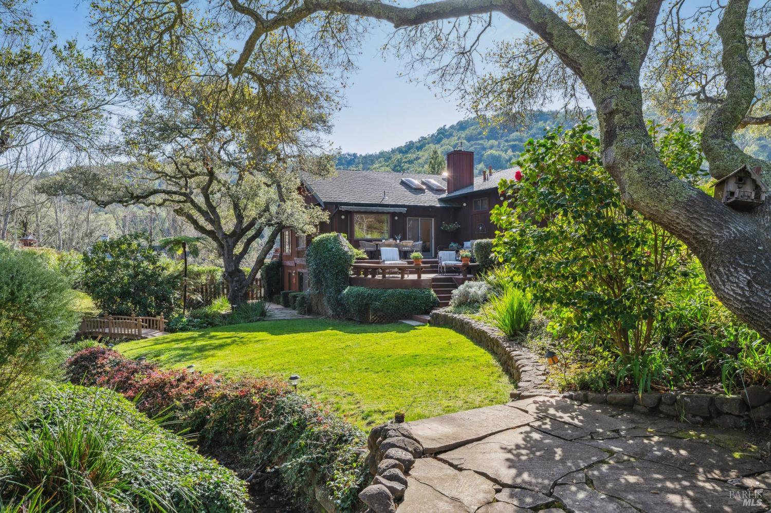 Detail Gallery Image 55 of 63 For 11 Badger Ct, Novato,  CA 94949 - 4 Beds | 3 Baths