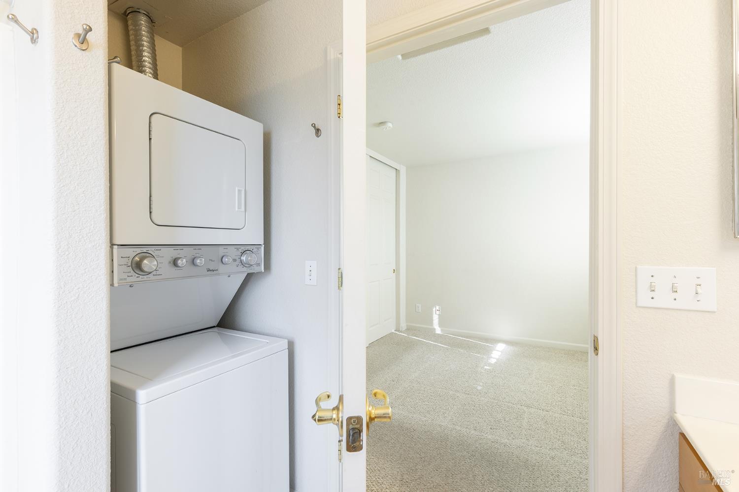 Detail Gallery Image 15 of 24 For 2131 Naomi Pl, Santa Rosa,  CA 95403 - – Beds | – Baths