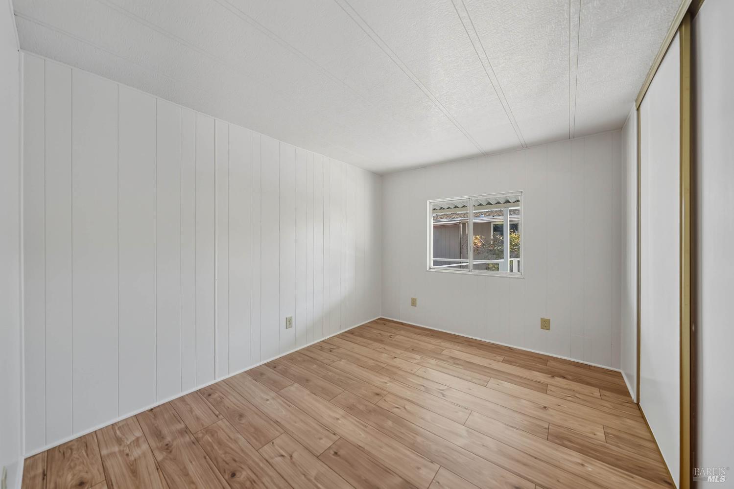 Detail Gallery Image 11 of 48 For 1025 Martin St 41, Lakeport,  CA 95453 - 2 Beds | 2 Baths