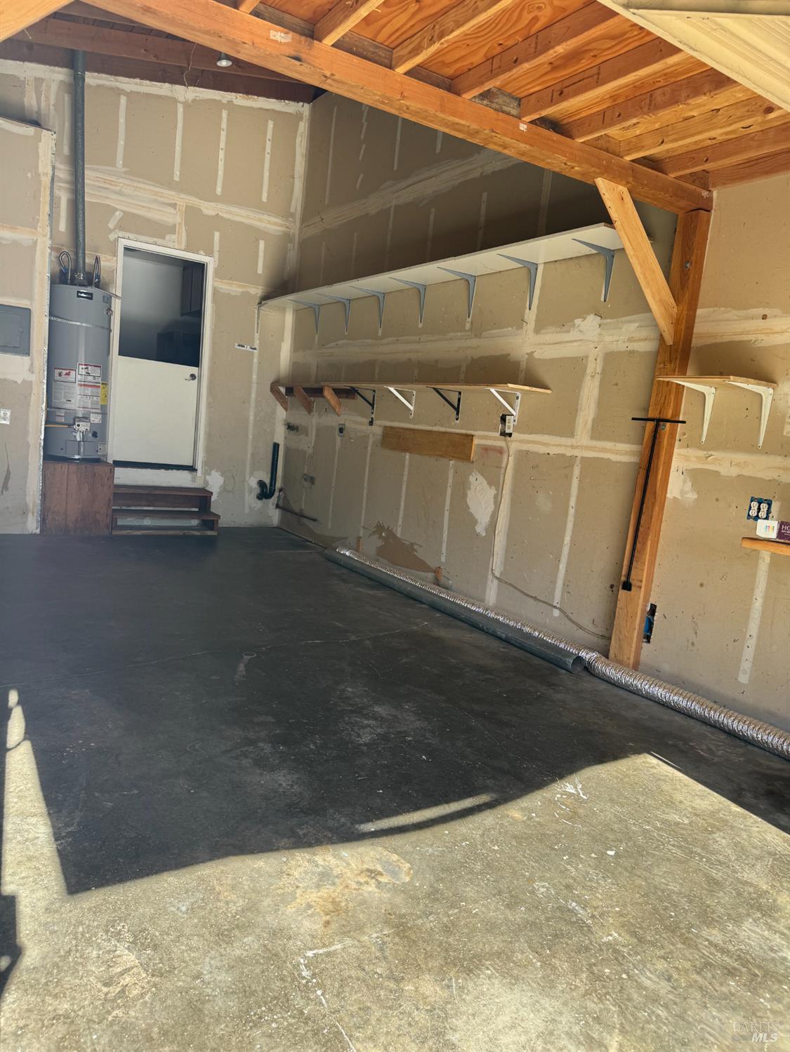 Detail Gallery Image 2 of 15 For 350 Creekside Dr, Willits,  CA 95490 - – Beds | – Baths