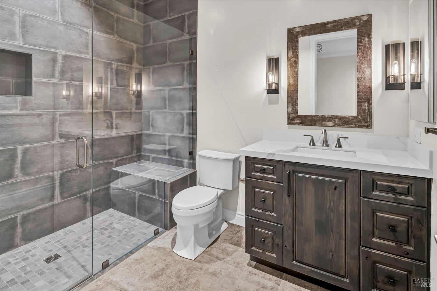 Detail Gallery Image 31 of 66 For 2144 Wedgewood Way, Santa Rosa,  CA 95404 - 5 Beds | 5/2 Baths