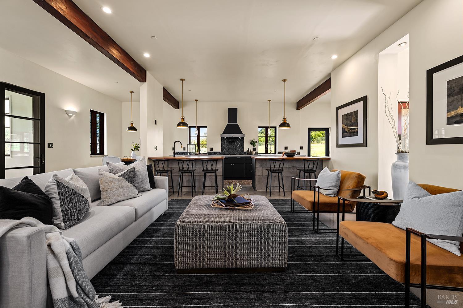 Detail Gallery Image 14 of 75 For 5300 Gravenstein Hwy, Sebastopol,  CA 95472 - 5 Beds | 6/1 Baths