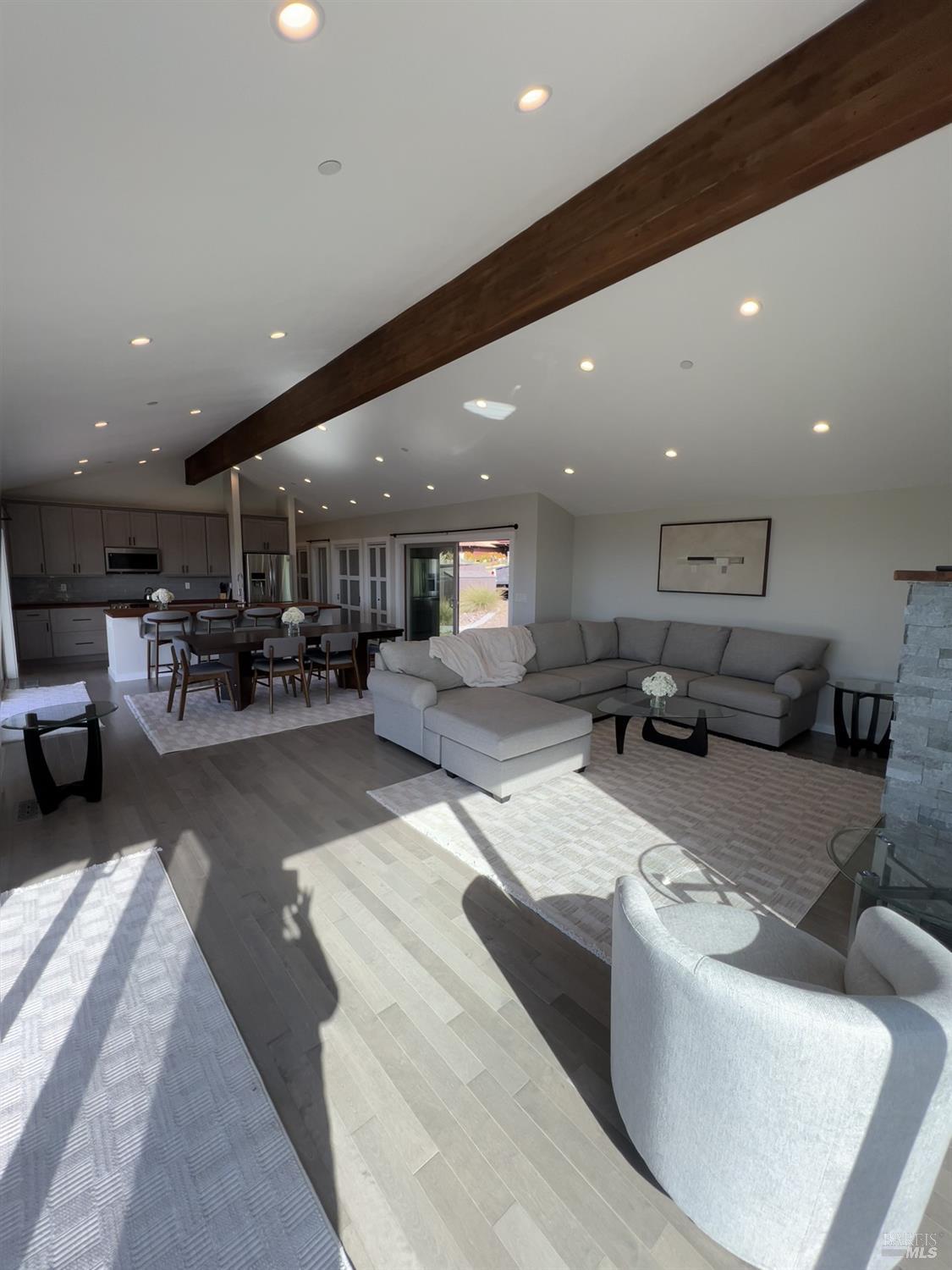 Detail Gallery Image 5 of 43 For 14920 Mallo Pass Dr, Irish Beach,  CA 95459 - 2 Beds | 2 Baths