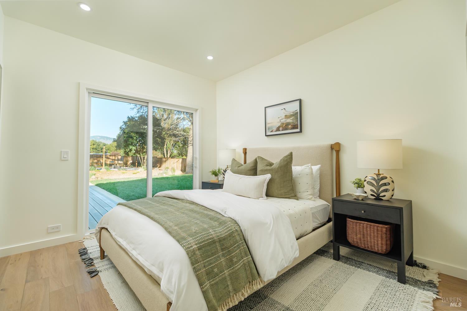 Detail Gallery Image 21 of 58 For 2242 Vineyard Rd, Novato,  CA 94947 - 4 Beds | 3/1 Baths