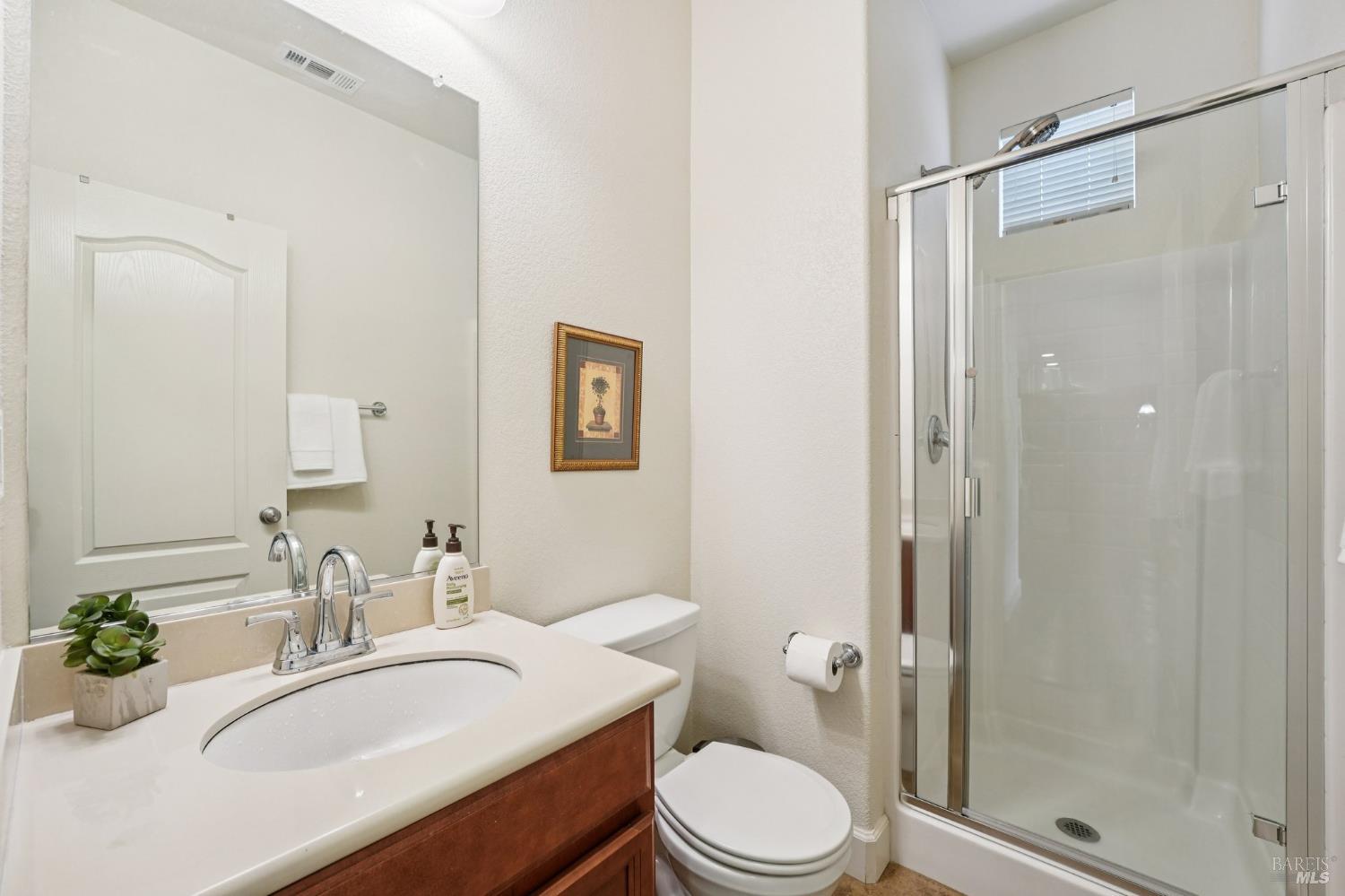 Detail Gallery Image 18 of 60 For 1884 Woodsage Way, Santa Rosa,  CA 95404 - 4 Beds | 3 Baths