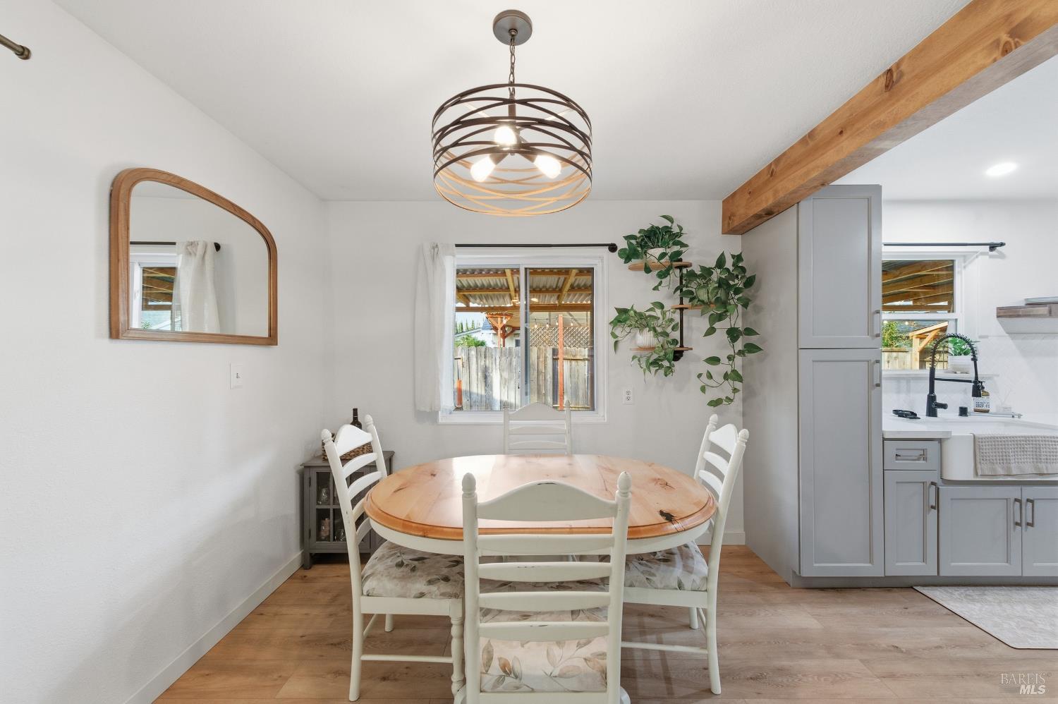 Detail Gallery Image 16 of 42 For 456 Buckeye St, Vacaville,  CA 95688 - 3 Beds | 1 Baths