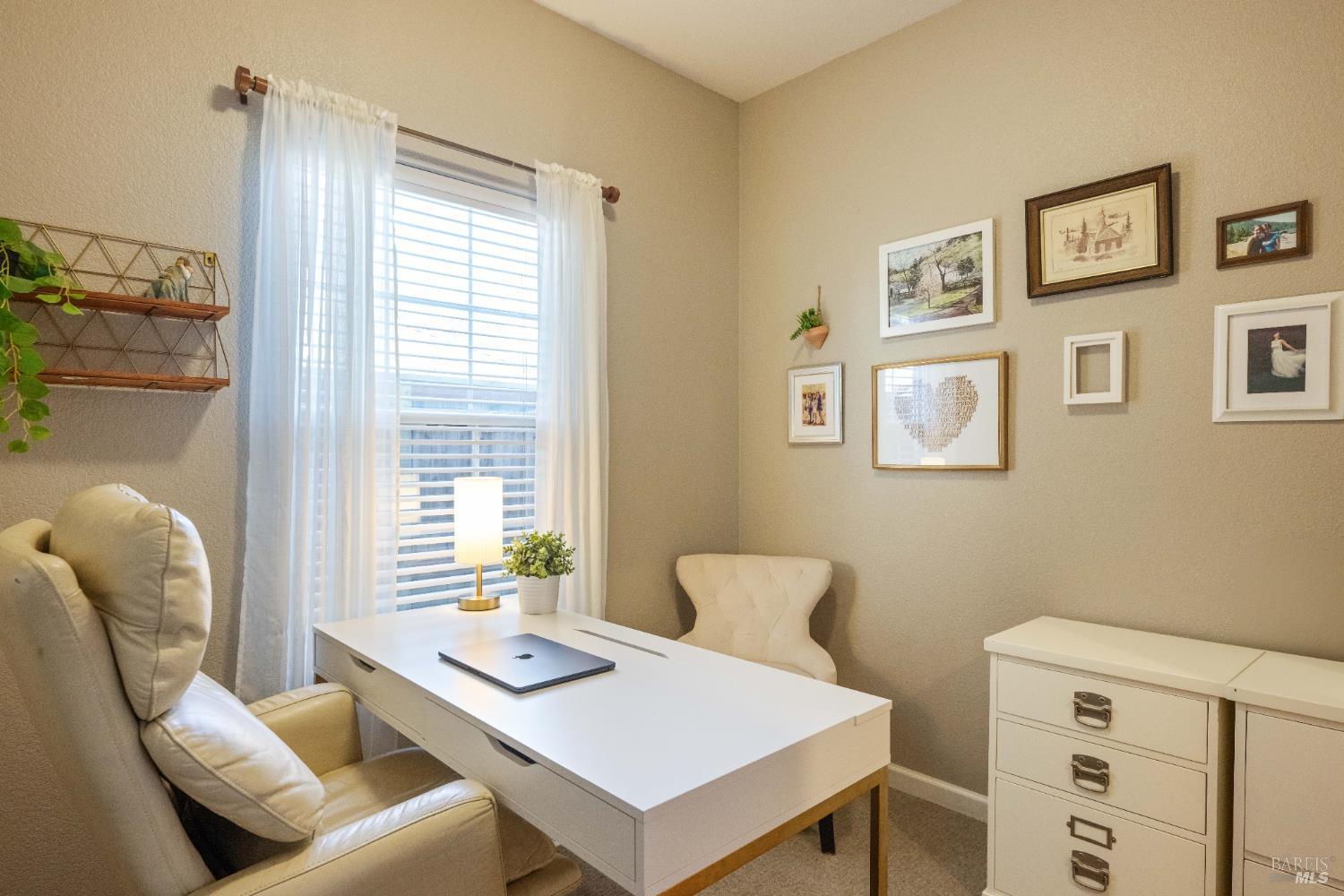 Detail Gallery Image 31 of 68 For 1238 Darling St, Napa,  CA 94558 - 5 Beds | 3/1 Baths