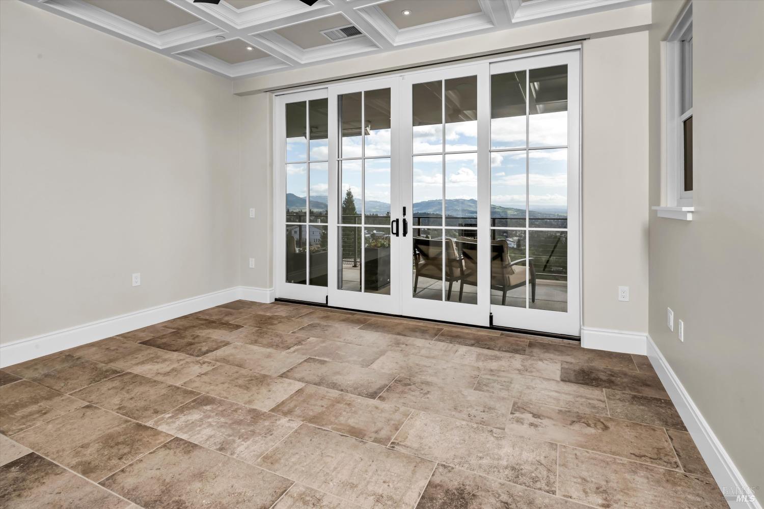 Detail Gallery Image 25 of 66 For 2144 Wedgewood Way, Santa Rosa,  CA 95404 - 5 Beds | 5/2 Baths